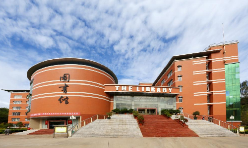 牛宝体育案例 | 在未被世界惊扰的滇中明珠，打卡“书香地标”