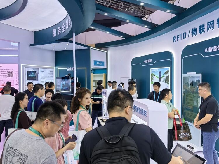 展会直击｜牛宝体育闪耀2024年中国图书展览会！